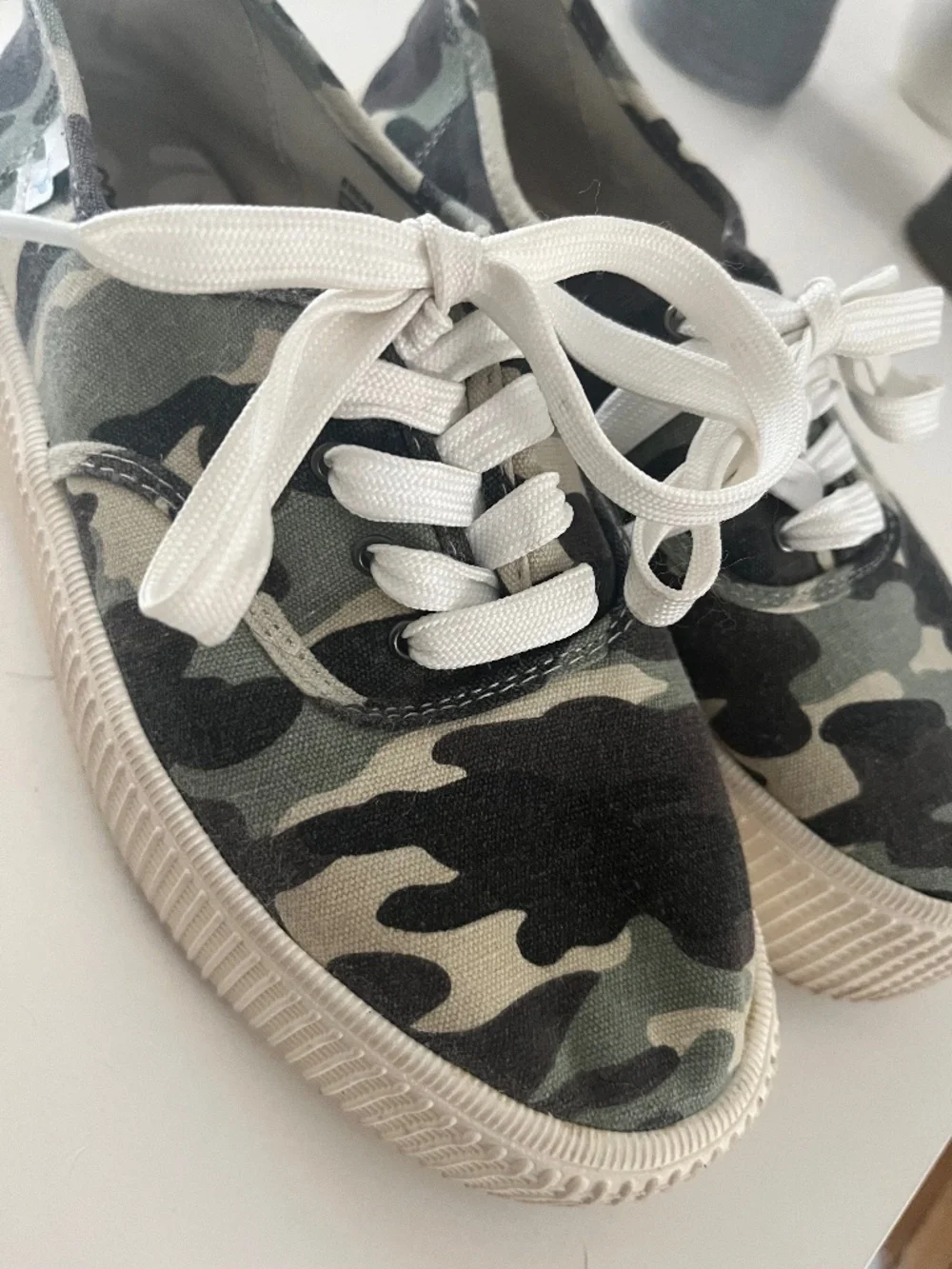 Cool Plant Steve Madden Platform sneakers